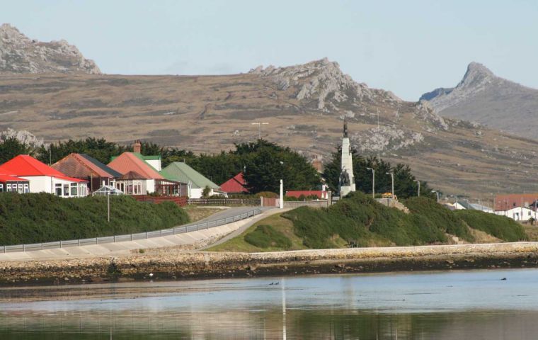 The development of the oil industry will turn the Falklands into a new oil province 