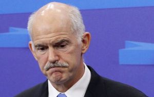 PM Papandreou cancelled a planned trip to Washington and the UN