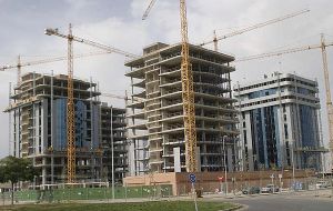 A horizon view of Buenos Aires spotted with new buildings 