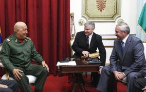 The Venezuelan president during his meeting with a Byelorussian delegation  (Photo AP)