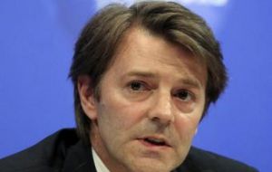 French minister Francois Baroin promises “clear answers” next Sunday 