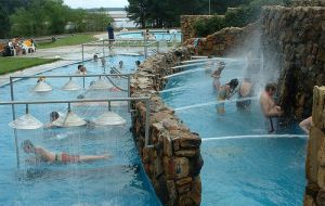 Natural thermal baths in Salto and Paysandú 