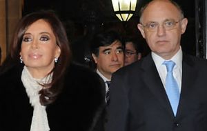 Timerman will be accompanying President Cristina Fernandez (L) to the summit and on an official visit to Venezuela 