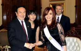 Jiang Shusheng attend the inauguration ceremony of Argentine President Cristina Fernandez (Photo Xinhua) 