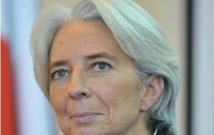 The three threats according to Lagarde: banking contagion, fall in trade and reduced foreign investment 