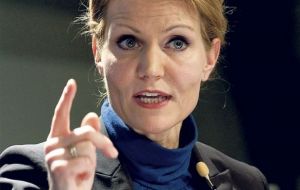 PM Helle Thorning-Schmidt wants to act as a ‘bridge’ between Euro and non Euro members 