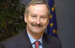 Transport Commissioner Siim Kallas: ensuring safety for passenger ships fully keep pace with latest designs and technologies