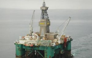 Leiv Eiriksson oil exploration rig has reached Falklands’ waters