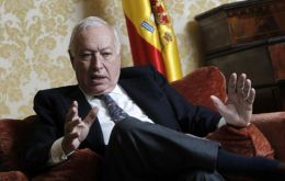 Nevertheless for Garcia-Margallo sovereignty talks remain bilateral 