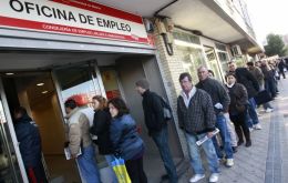 Not much hope for jobless Spaniards in the near future 