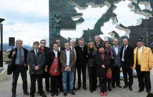 “Family” picture of the lawmakers in Tierra del Fuego  