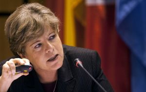 ECLAC Executive Secretary Alicia Bárcena: watch out for the growing repatriation of profits by trans-national corporations