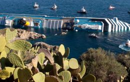 The capsized cruise off the Italian coast which caused the death of 32 people 