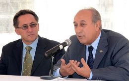 Defence ministers Carvajal and Puricelli during their meeting in Ecuador 