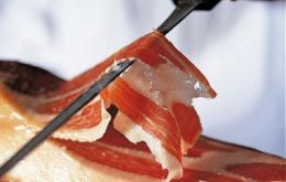 Spain exported 274 tons of first quality ham to Argentina in 2011 