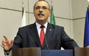Luiz Edson Feltrim, currently executive-secretary, as the institution’s special affairs director