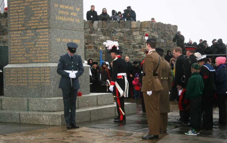 Jeremy Browne  at the Liberation Monument Ceremony (Photo: PN)