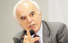 Pinheiro Guimaraes complained of lack of political support 