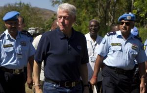UN envoy to Haiti, Bill Clinton, has accepted UN soldiers may have brought cholera