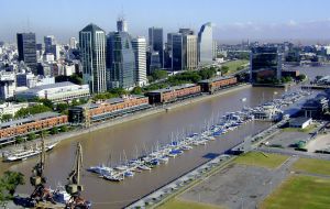 The centre would be located in a derelict area next to the glitzy Puerto Madero district