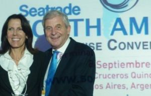 Seatrade chairman Chris Hayman with Chilean Undersecretary for Tourism Jacqueline Plass