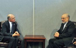 Minister Timerman with his Iranian peer Ali Akbar Salehi 