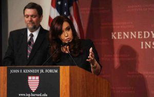 Cristina Fernandez at the Kennedy school of government came out aggressive (Photo: TELAM) 