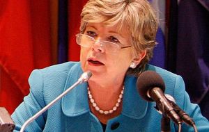 Ms Barcena, ECLAC Executive Secretary, countries in the region are in a position to face worsening external conditions  