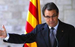 Conservatives and Socialists voted down the Artur Mas initiative 