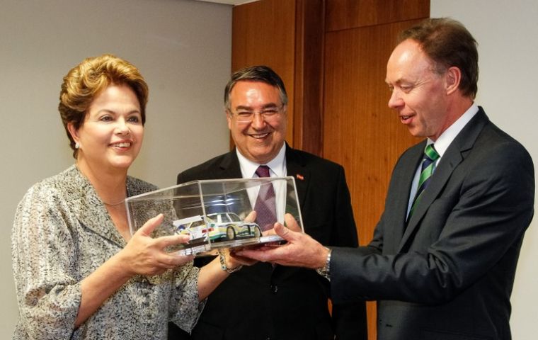 President Rousseff and BMW Robertson at the Planalto Palace 