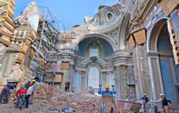 L’Aquila remains in ruins despite the earthquake that killed 300 people remains in ruins