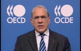 OECD Secretary General Gurria is also cautious about the report: “no forecasts set on stone” 