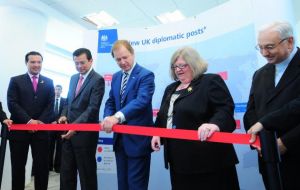 Minister Swire, Ambassador Linda Cross and Salvador authorities at the opening ceremony 