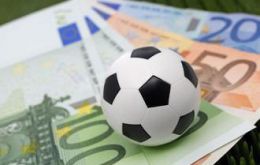 Measures in order to make the soccer players market more transparent