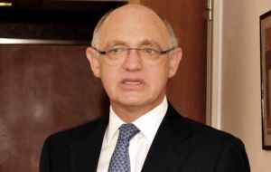 Timerman pledged to Jewish organizations that Vahidi would be questioned in Teheran by an Argentine judge