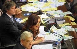 Cristina Fernandez: “the world has to choose whether they will let a handful of people ruin everyone”