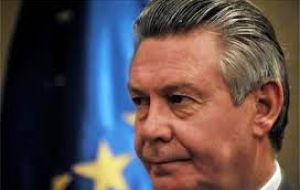 EU Trade Commissioner de Gucht: “the sooner we begin, the sooner we can achieve an agreement that benefits all sides”