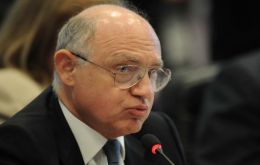 Foreign minister Timerman revealed the content of a letter from Interpol 