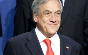 The ever smiling Piñera, thee most unpopular president of the last twenty years 