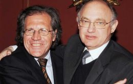 Minister Almagro and his ‘brother’ Hector Timerman   