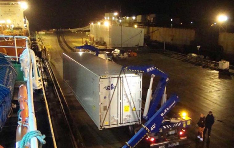 Transhipping with SAAS containers on to Baffin Bay Vessel at FIPASS (Photo credit: Beauchene Fishing Company) 