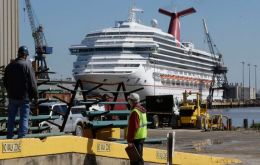 U.S. Coast Guard officials are searching for a missing shipyard worker after a disabled Carnival Cruise (Photo: AP)