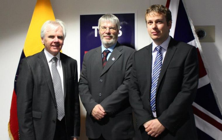 UK ambassador in Ecuador Patrick Mullee, MLA Short and journalist Stacy Bragger in Quito