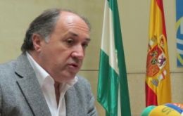 MP and Mayor of Algeciras Landaluce, “we don’t think it is a friendly gesture”
