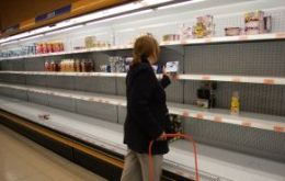 Mercosur members have pledged to help fill the empty shelves of Venezuelan supermarkets 