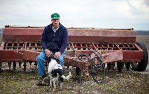 Indiana farmer Bowman used harvested soybeans containing the Monsanto technology to plant his crops.