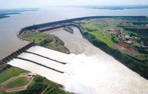 The gigantic Itaipú supplies Brazil with almost 25% of its electricity demand 