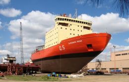 The 15.000-ton icebreaker has been sitting in the Tandanor dry dock for six years 