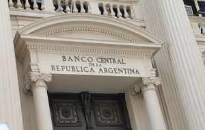 Between October 2011 and June 2013, the central bank loss was 9.2bn dollars says R&E