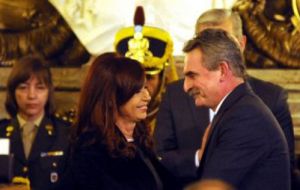 The Argentine president with minister Rossi 